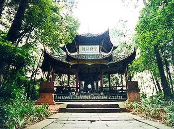 Bell Pavilion in Baoguo Temple